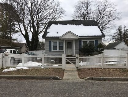Cape Cod Fully Detached One Family House $360,000.00