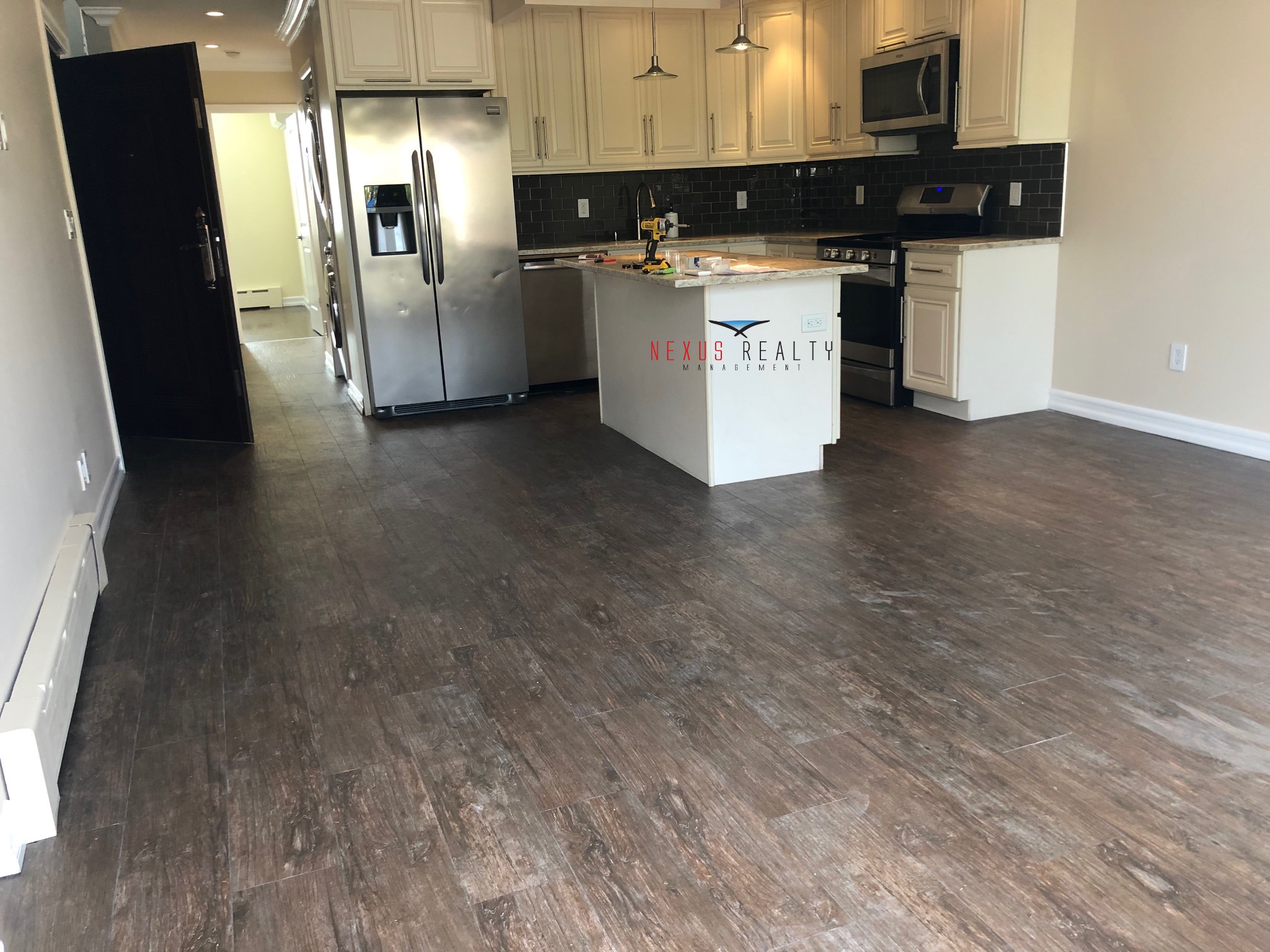 Super Amazing Duplex 4 Bedroom apartment in Astoria 4500 Nexus