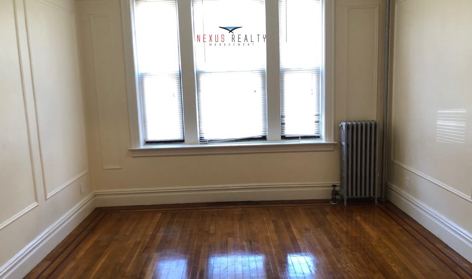 Bright 3 Bedroom flex apartment in Astoria ONLY $3600