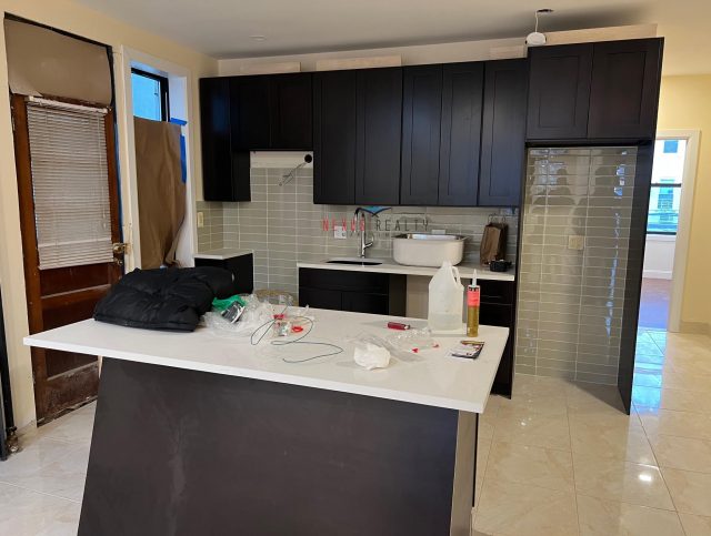 Brand New Completely Renovated 2 Bedrooms $2995