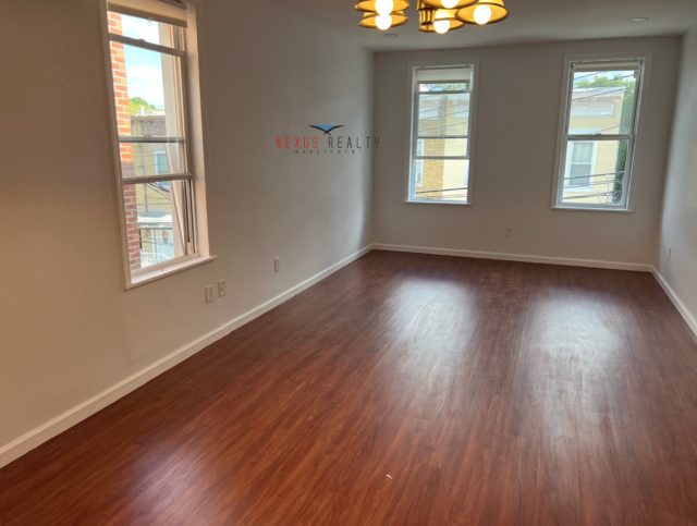 Amazing 3 Bedroom apartment in Astoria Park $3400