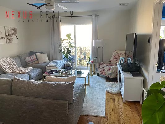 Amazing 3 Bedroom apartment in Astoria $3500