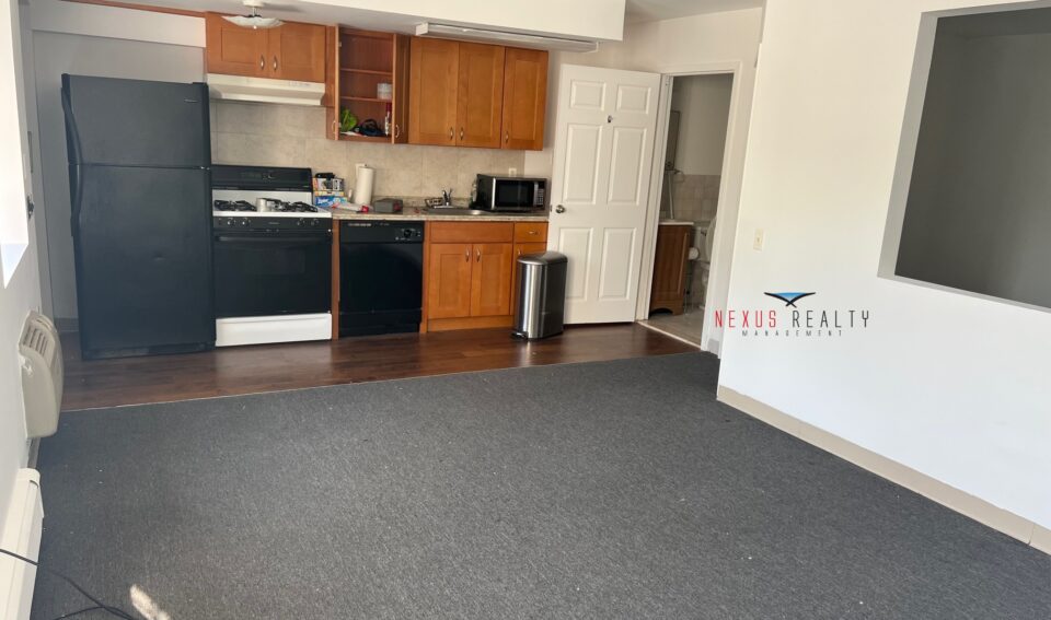 Bright 1 Bedroom apartment in Astoria $2200