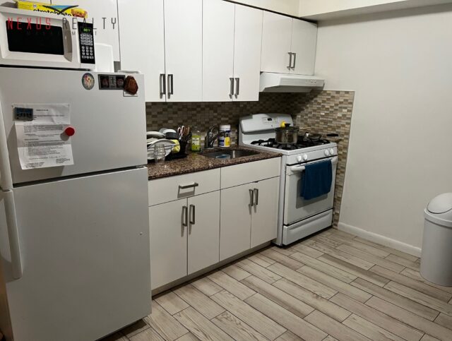 Beautiful 1 Bedroom apartment in Maspeth $2500