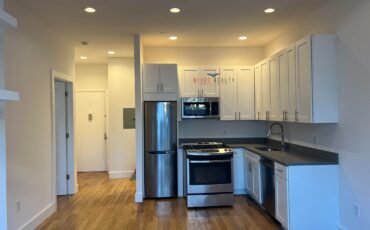 Brand New 1 Bedroom Apartment with backyard in Astoria $2950