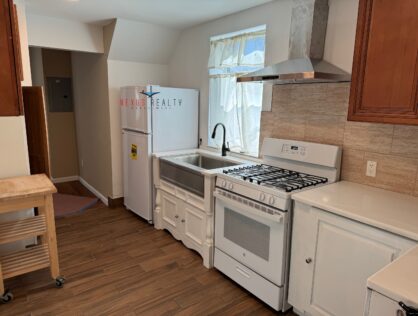 Renovated 2 Bedroom apartment in East Elmhurst $2700