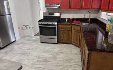 Beautiful 1 Bedroom apartment in Woodside $2200