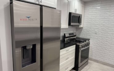 Gut renovated 2 Bedroom apartment in Astoria ONLY $3400