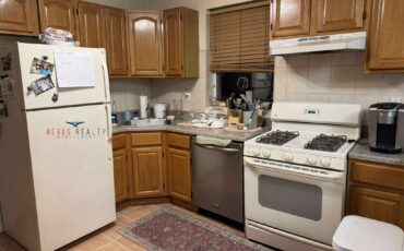 Spacious 1 Bedroom apartment in Astoria $2800
