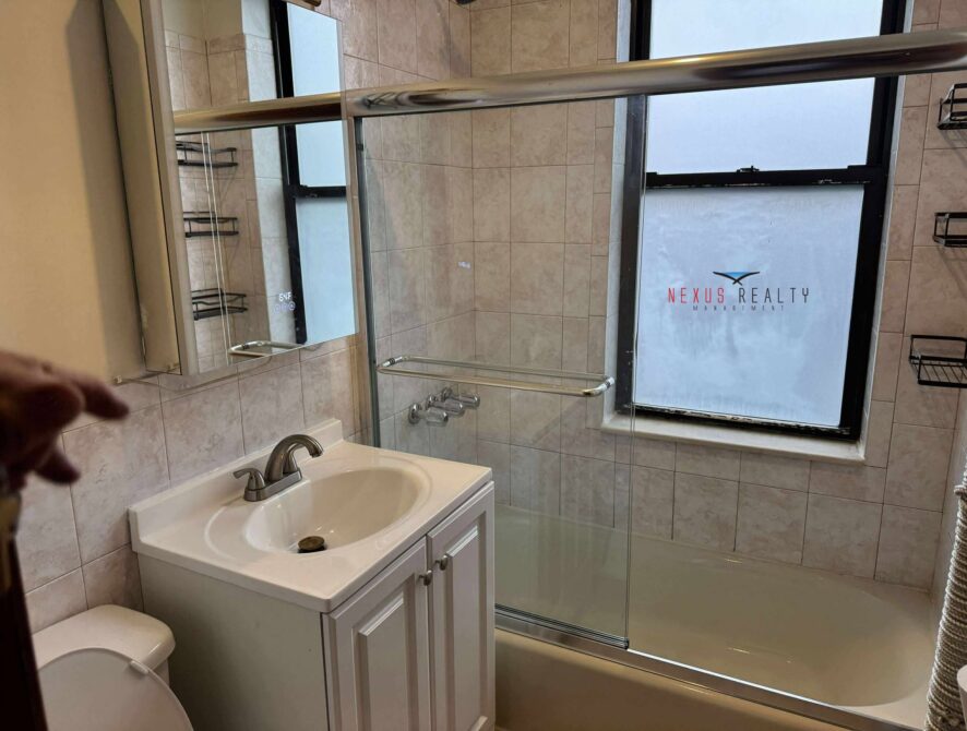 583644427_1578104206935598_3110814417918219997_n-ink