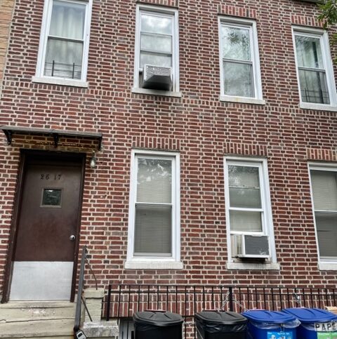 4 FAMILY BUILDING FOR SALE $1,650,000