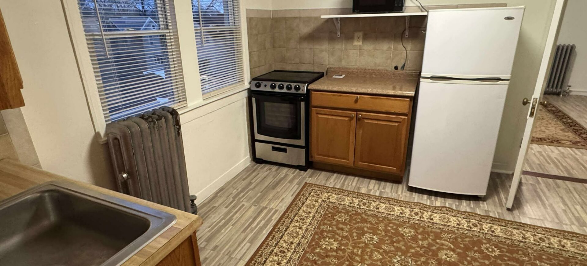 Cozy 1 Bedroom apartment in East Elmhurst ONLY $1700