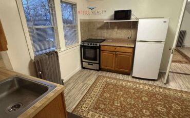 Cozy 1 Bedroom apartment in East Elmhurst ONLY $1900