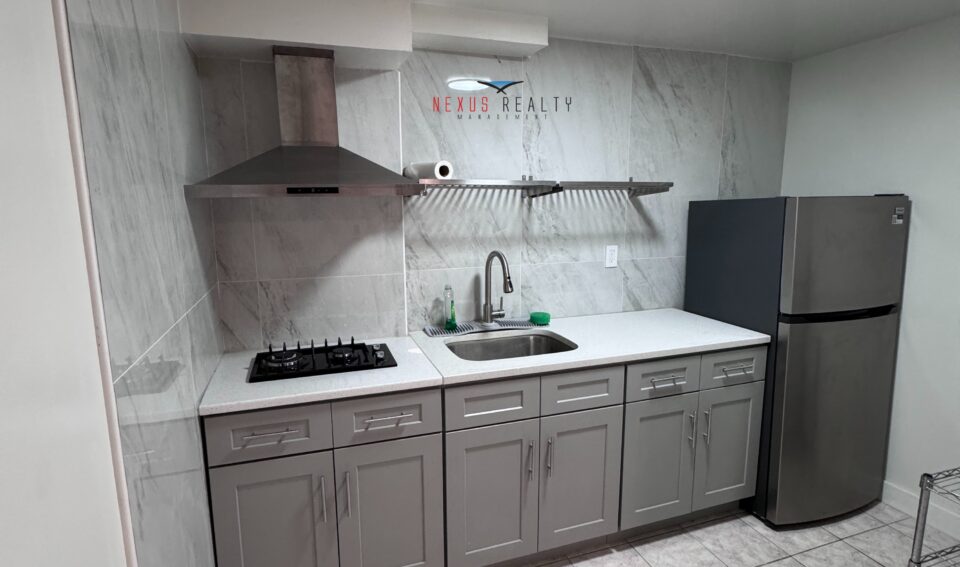 Spacious 2 Bedroom Basement apartment in Woodside $2500