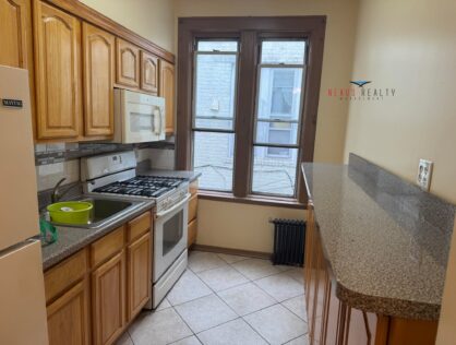 4 Bedroom apartment in East Elmhurst $3600