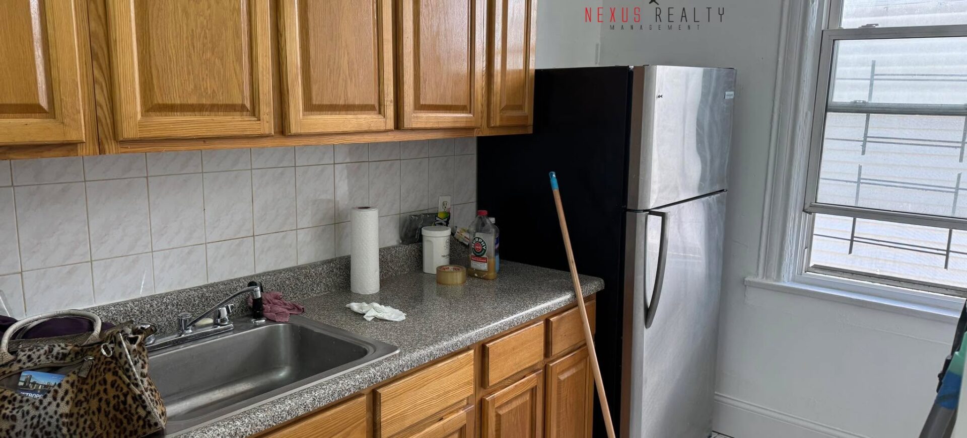 Beautiful 1 Bedroom apartment in Elmhurst ONLY $2000