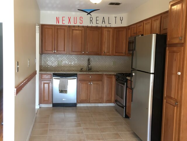 Beautiful 2 Bedroom apartment in Sunnyside $2800