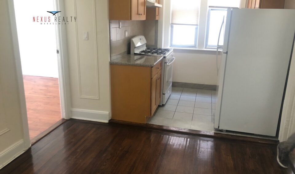 Beautiful 2 Bedroom apartment in Woodside $2,650.00