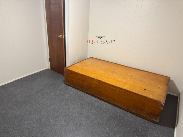 Private ROOM in a 3 Bedroom Basement Apartment in Elmhurst $800