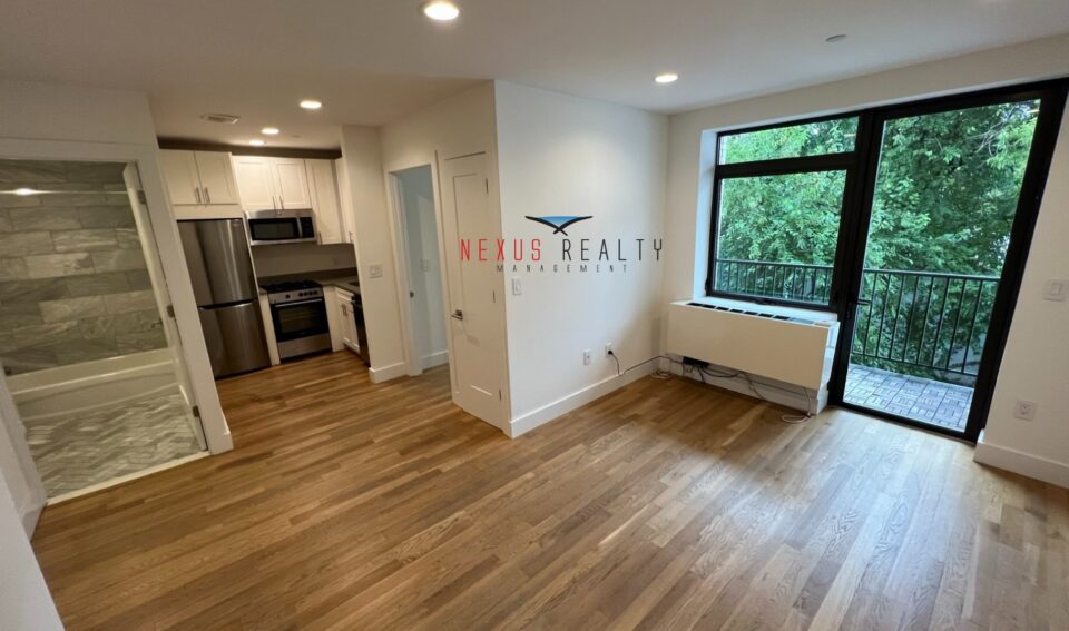 Brand New 1 Bedroom Apartment with balcony in Astoria $3100
