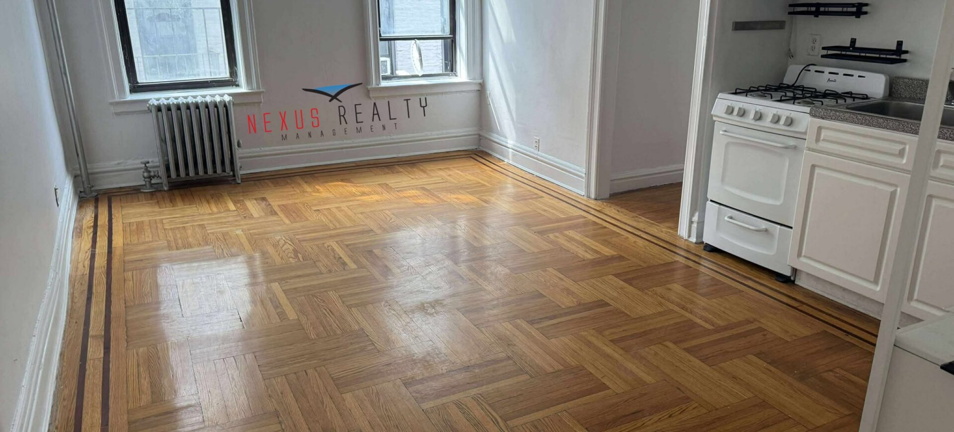 Bright 1 Bedroom Apartment in Astoria $2600