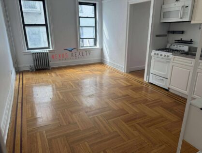 Bright 1 Bedroom Apartment in Astoria $2600