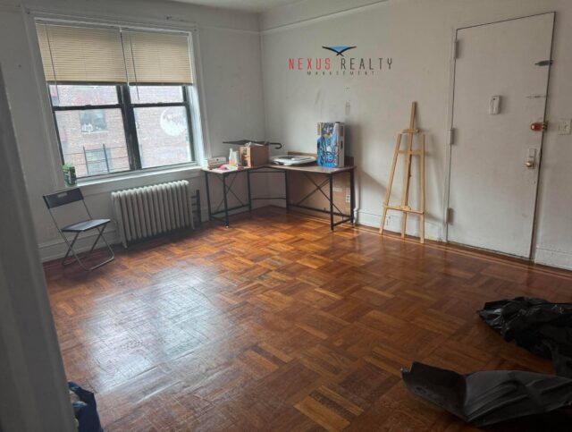 Beautiful 2 Bedrooms apartment in Jackson Heights only $2500