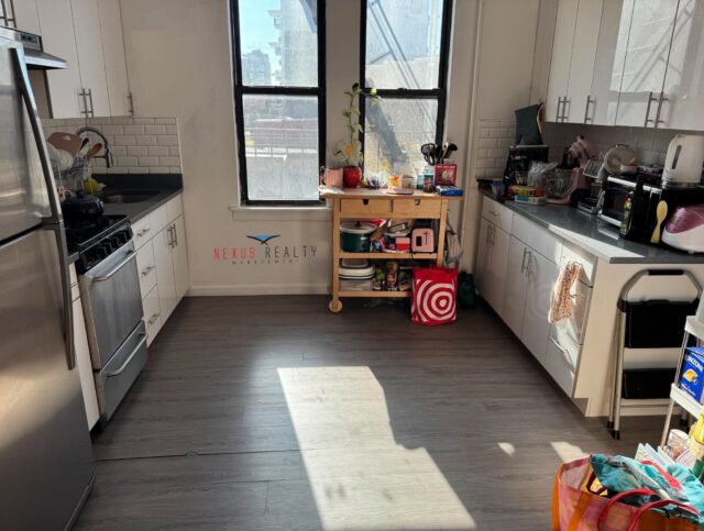 Newly painted 1 Bedroom in Astoria $2,100