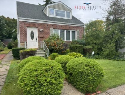 Beautiful fully removed update space 2 bedrooms with Patio