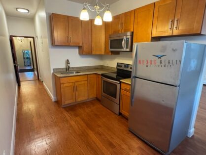 Beautiful 1 Bedroom apartment – College Point Blvd $2000